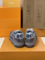 LOUIS VUITTON TRAINER 1A998B 2022Show style Sneakers - Image 8