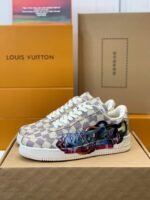 LOUIS VUITTON x NIKE AIR FORCE 1 Sn eaker - Image 2