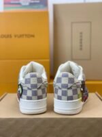 LOUIS VUITTON x NIKE AIR FORCE 1 Sn eaker - Image 4