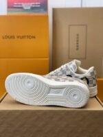 LOUIS VUITTON x NIKE AIR FORCE 1 Sn eaker - Image 9