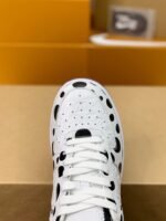 LOUIS VUITTON x NIKE AIR FORCE 1 Sn eaker - Image 8