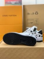 LOUIS VUITTON x NIKE AIR FORCE 1 Sn eaker - Image 9