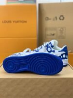 LOUIS VUITTON x NIKE AIR FORCE 1 Sn eaker - Image 9