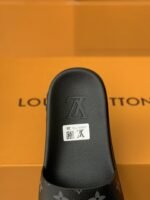 LOUIS VUITTON WOMEN'S SLIPPERS - Image 7