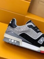 LOUIS VUITTON TRAINER Sneakers - Image 6