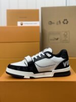 LOUIS VUITTON TRAINER Sneakers - Image 5