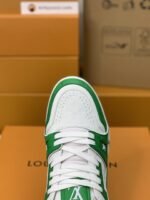 LOUIS VUITTON TRAINER Sneakers - Image 8