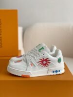 LOUIS VUITTON TRAINER Sneakers - Image 2