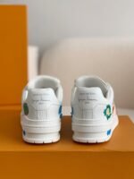 LOUIS VUITTON TRAINER Sneakers - Image 5