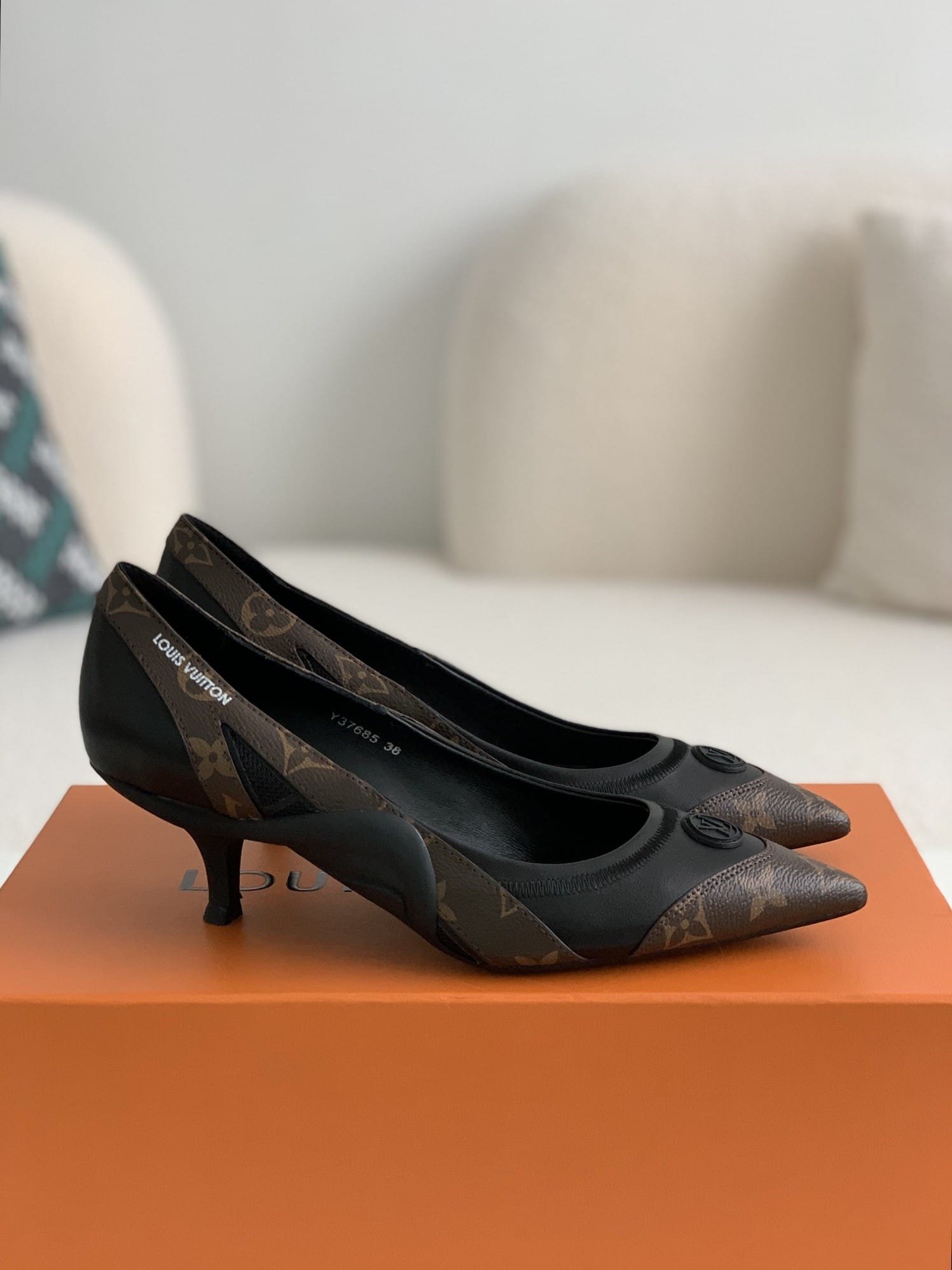 20240726_145346_347 Louis Vuitton High heel - Image 1