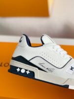 LOUIS VUITTON TRAINER Sneakers - Image 6
