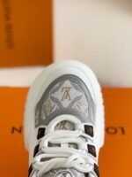 Louis Vuitton Archlight Sneaker - Image 8