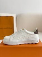 LOUIS VUITTON TIME OUT SNEAKERS - Image 3