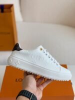 LOUIS VUITTON TIME OUT SNEAKERS - Image 4