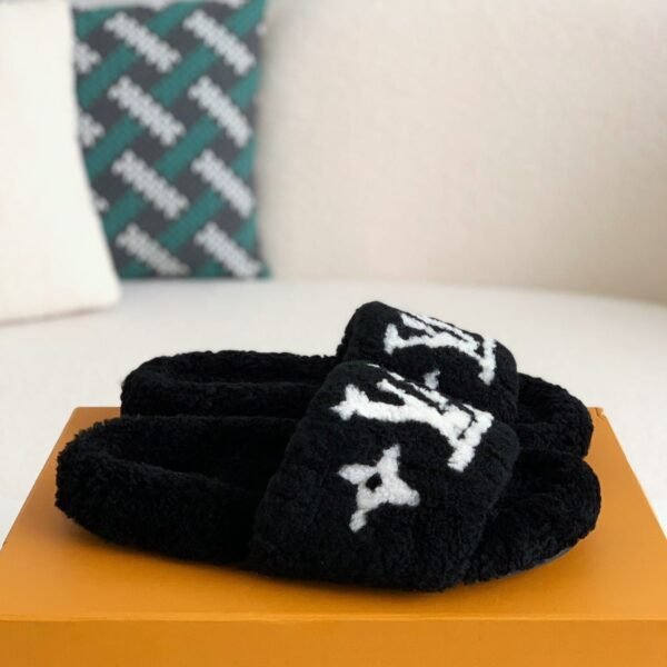 Louis Vuitton PASEO COMFORT Women's Sandals