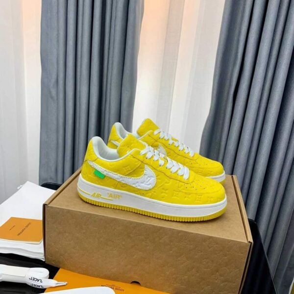 LOUIS VUITTON x NIKE AIR FORCE 1 SNEAKER