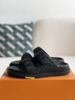 LOUIS VUITTON MIAMI MULE - Image 2