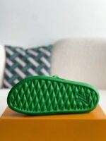 LOUIS VUITTON WOMEN'S SLIPPERS - Image 5