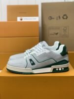 LOUIS VUITTON TRAINER Sneakers - Image 2