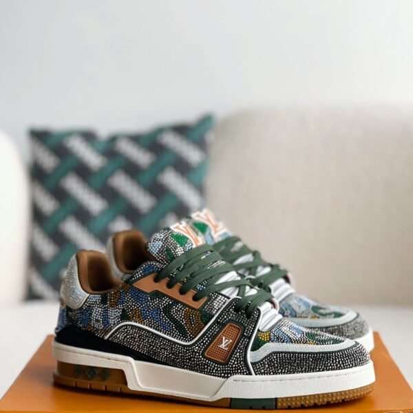 LOUIS VUITTON TRAINER Sneakers