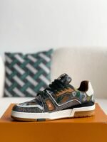 LOUIS VUITTON TRAINER Sneakers - Image 4