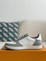 LOUIS VUITTON SNEAKERS - Image 4