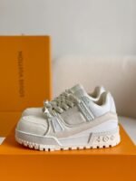LOUIS VUITTON TRAINER MAXI SNEAKERS - Image 2