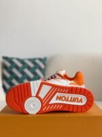 Louis Vuitton Trainer Sneakers Top quality - Image 9
