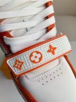Louis Vuitton Trainer Sneakers Top quality - Image 12