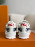 LOUIS VUITTON TRAINER Sneakers - Image 5