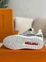 LOUIS VUITTON TRAINER Sneakers - Image 9