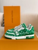 LOUIS VUITTON TRAINER Sneakers - Image 2