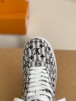 LOUIS VUITTON x NIKE AIR FORCE 1 SNEAKER - Image 8