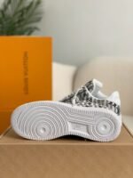 LOUIS VUITTON x NIKE AIR FORCE 1 SNEAKER - Image 9