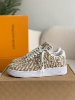 LOUIS VUITTON x NIKE AIR FORCE 1 SNEAKER - Image 2