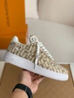 LOUIS VUITTON x NIKE AIR FORCE 1 SNEAKER - Image 3