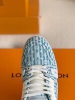 LOUIS VUITTON TRAINER SNEAKERS - Image 8