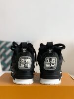 LOUIS VUITTON RUNNER TATIC Sneakers - Image 5