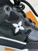 LOUIS VUITTON RUNNER TATIC Sneakers - Image 13