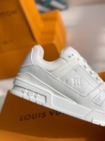 LOUIS VUITTON TRAINER SNEAKERS - Image 6