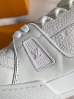 LOUIS VUITTON TRAINER SNEAKERS - Image 7