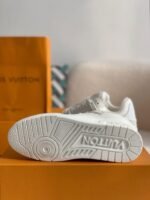 LOUIS VUITTON TRAINER SNEAKERS - Image 11
