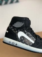 Louis Vuitton x Nike Air Jorda 1 High Aj1 Sneakers - Image 6