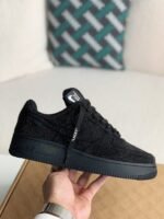 LOUIS VUITTON x NIKE AIR FORCE 1 SNEAKER - Image 3