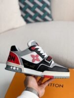 LOUIS VUITTON TRAINER Sneakers - Image 3