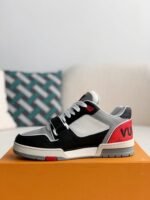 LOUIS VUITTON TRAINER Sneakers - Image 4