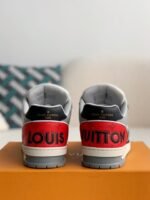 LOUIS VUITTON TRAINER Sneakers - Image 5
