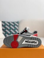 LOUIS VUITTON TRAINER Sneakers - Image 9