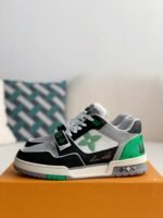 LOUIS VUITTON TRAINER Sneakers - Image 2
