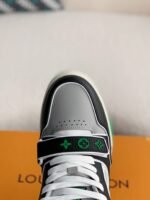 LOUIS VUITTON TRAINER Sneakers - Image 8